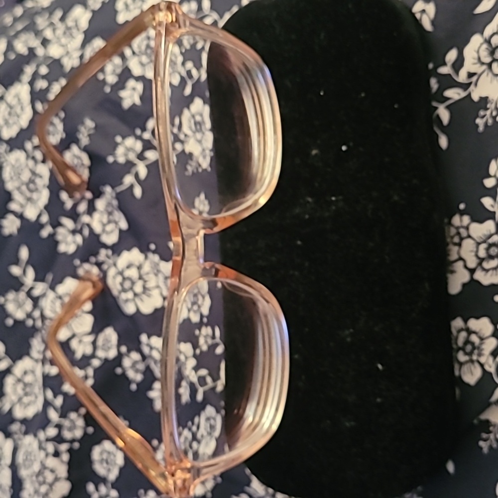 Gucci Pink Transparent frames - Picture 2 of 8